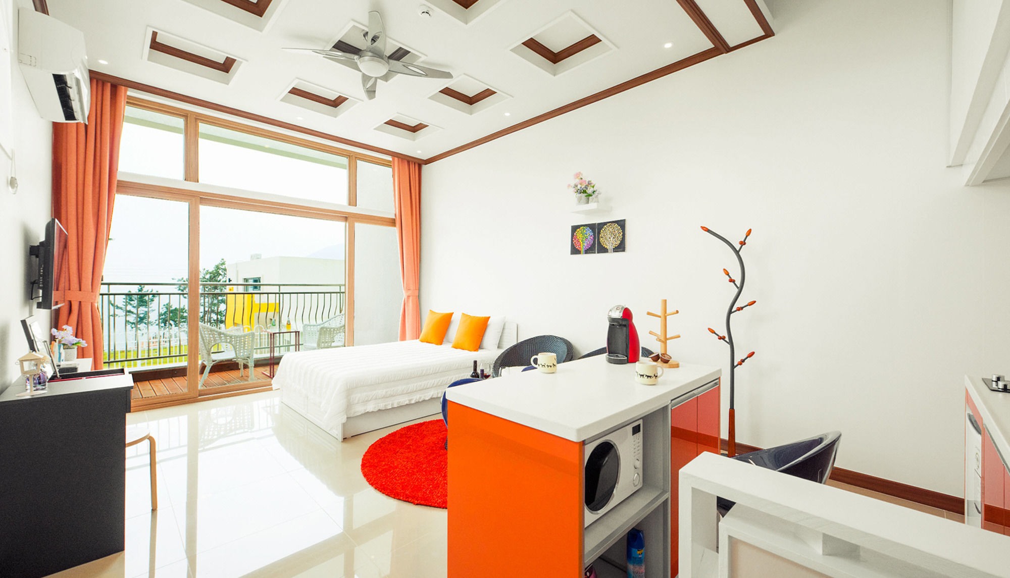 Sea & Pine Pension Namhae Buitenkant foto